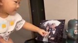 小孩子是不会说谎的，你要不问问他猪在哪儿