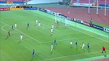 阿利约诺夫一脚爆杆直接射门 球偏出球门未能得分