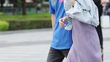 这也算是一个无辜的路人了吧