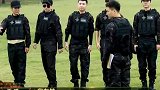 姜潮太适合军训节目了，承包笑点