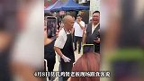 广东爆火鸡煲店老板现场劝退食客：真的很难吃！“自己一天只花20元，有命赚没命花”