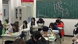 你还记得上学时期那个让你犯傻的她吗