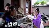 有翡花絮片场李妍杨瑾欢笑不断，好可爱啊