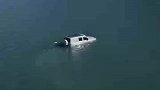 比亚迪仰望U8是可以在水上漂浮的SUV