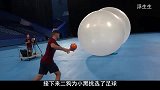 一下击破两个气球