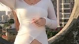 怎么能不要呢，这么好看的小姐姐当女朋友多有面子