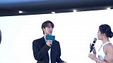 王一博发文为尹正宣传，车手变吃手编辑三次超蠢萌