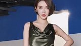 小姐姐甩手换装秀，气质美女秀出来！