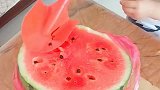 非要买小锹挖西瓜吃