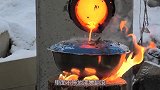 把火山岩浆倒在超级果冻上，会怎样？画面看着太过瘾！