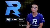 好东西一起分享，郭明理端出螃蟹，和冠军队一起吃