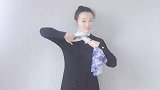 丝巾系法很重要！系对了高级又气质，这款系法，气质范十足