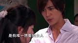 男孩为自己的所作所为给女孩道歉，男孩真诚的道歉没有感动女孩居然打动了女孩的亲戚