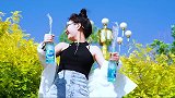 这样痞的女生，你能驾驭得住吗？非常野性！
