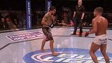 UFC-14年-本周最佳KO：克鲁克沙克飞踢电光火石 马丁内兹冒进神志不清（12月3日）-精华