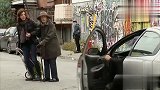 报应来了，倒霉的司机，爆笑恶搞路人