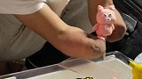 街头偶遇手工泥人，没有指纹的泥人
