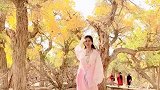 回眸一笑百媚生