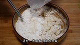 鸡蛋灌饼家常做法，学会这个小技巧，个个鼓大泡，比买的还好吃