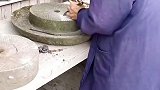 原来石磨是这样做成的，现在还有多少人会