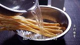 凉拌腐竹好吃有诀窍，教你个方法，爽口入味，天天吃都不会腻，爽