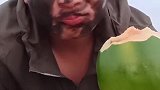我历尽千辛万苦，才在这个沙漠里找到了这么一个瓜