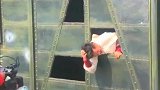 现场搞笑花絮，传说中的铁头功，武行演员你不晕吗？