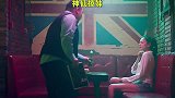 纯情阿伟又撩妹翻车了，不过这次白嫖十瓶黑桃A