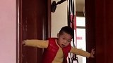 银川 熊孩子 希望你能学习攀岩 或体操。