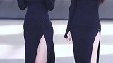 我感觉她们跳完之后肯定要把羽绒服裹起来