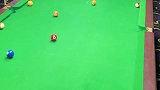 学了两个月的台球女助教，真不咋会