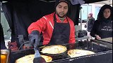 伦敦美食街，英式手抓饼，馅料放得很丰富
