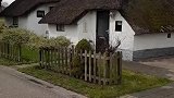 荷兰农民的茅草屋，160年前建的，永久产权。