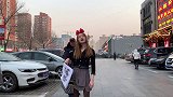 职校生活就是，交着大学的学费，过着初中的生活，睡的比高三还晚，事情比小学还多，心里比幼儿园还要迷茫吧！