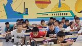时刻准备一听到饭的冲锋号都变精神了
