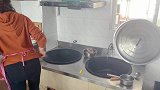 农民王小：儿子外甥要开学，东北铁锅炖大鹅补补，山药土豆配上香