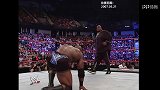 WWE-18年-经典时刻：莱斯利抱摔200公斤大V老爹-精华