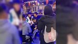 那些异地恋见面感动瞬间