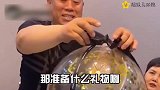 爆笑：小姐姐回眸一笑，我腿都走不动了！