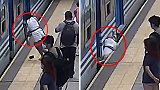 惊险！阿根廷女子等车时突然昏倒 掉入火车与站台缝隙