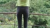 背影迷人，转过身来，下场感人