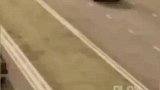 别想丢下我，一个人走