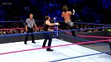 WWE-17年-60秒WWE狂怒：有高度有距离 AJ斯泰尔斯弹边绳空中打击-专题