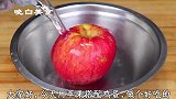 苹果别再生吃了，加3个鸡蛋，松软香甜，孩子天天吵着要吃