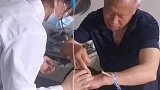 实习护士扎针，试了多次都找不到血管
