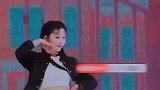 孔雪儿是个元气女神，无论是笑容还是举止，都给人美少女般的感觉