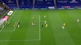 第52分钟里昂球员埃卡姆比射门 - 打偏