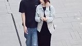 不得不相信，撒娇的男生真好命