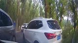 固执的奥迪, 谁给你的勇气弯道超车