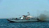 美军核航母刚入波斯湾就遭伊朗导弹艇跟踪